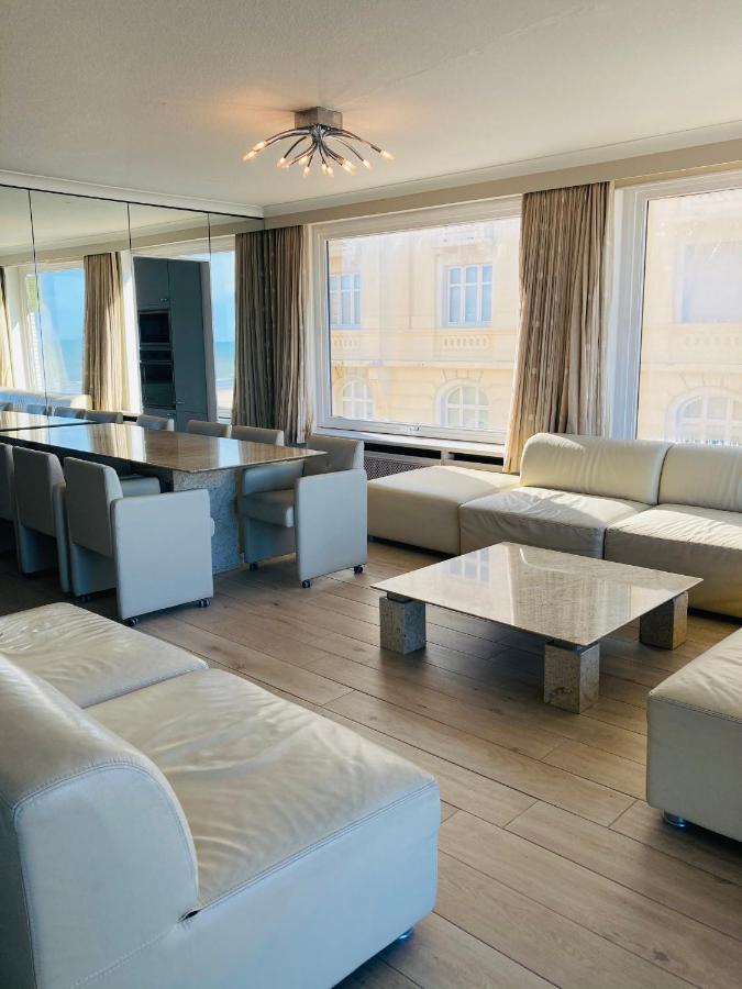 Very Spacious Family Apartment With Seaview T16 Oostende Eksteriør billede