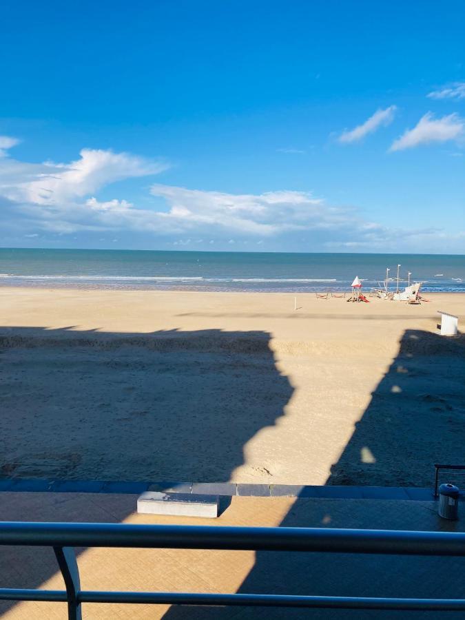 Very Spacious Family Apartment With Seaview T16 Oostende Eksteriør billede